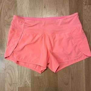 Lululemon: Speed Up Mid-Rise Short 4”